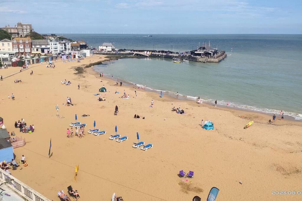 This Must Be The Place Broadstairs Exterior photo